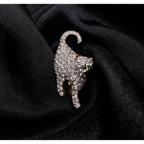 Vintage 1990s Cat Brooch With Rhinestones & Emerald Green Eyes - Picture 3 of 4